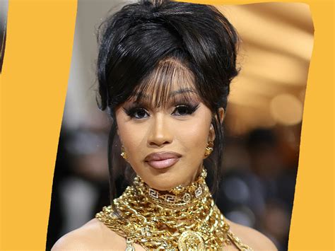 May 2, 2019 Cardi B gave her Instagram followers a surprise when she posted a naked video to deny flashing her private parts at the Billboard Music Awards 2019. . Cardi bpussy